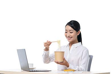 《潜行者2》首个更新下周上线 修复大量bug、调整武器价格